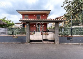 Foto 1 - Stable - Palace Via Varese
12, San Giovanni la Punta - photo 1