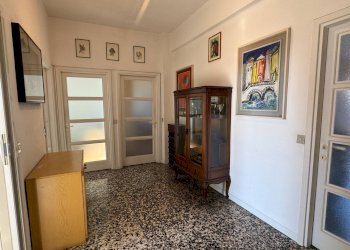 INGRESSO E DISIMPEGNO - Trilocale Via Val Di Ledro
 
11, Milano - foto 6
