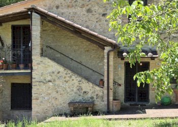 Facciata - Rustic Frazione San Polo, Calvi dell'Umbria - photo 2