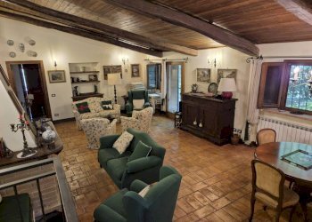 Salone - Rustic Frazione San Polo, Calvi dell'Umbria - photo 11