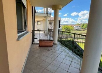Terrazzo - Two-room apartment vicolo Sorga, 3/A, Borgomanero - photo 3