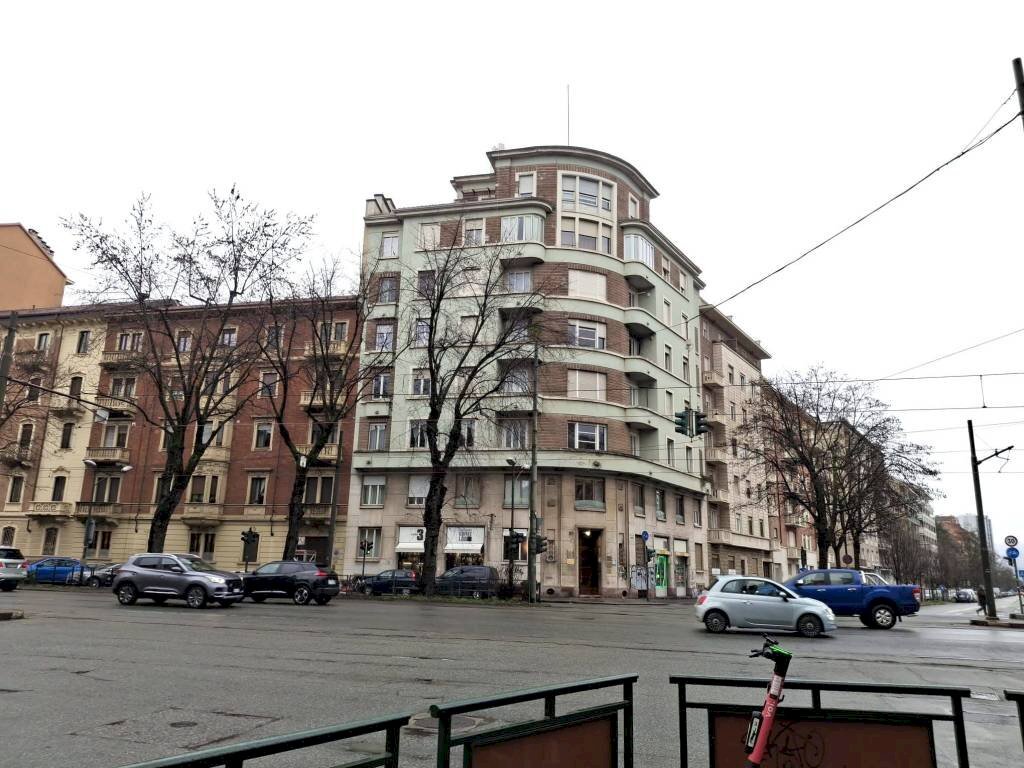 Facciata - Ufficio corso Francesco Ferrucci, 27, Torino (zona Cit Turin) - foto 1
