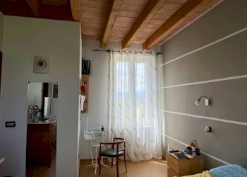 Camera da letto - Rustic via Benedetto Cairoli, Montegrosso d'Asti - photo 14