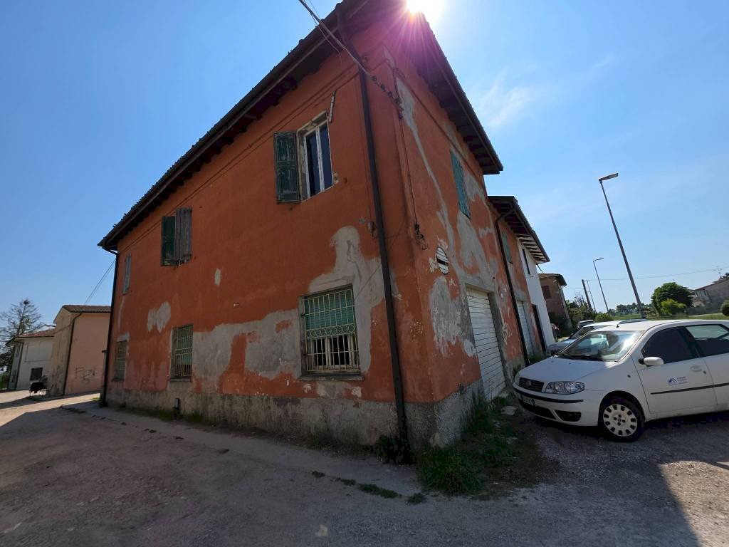 Facciata - Independent house via Scorsuro, 155, Poggio Renatico - photo 2