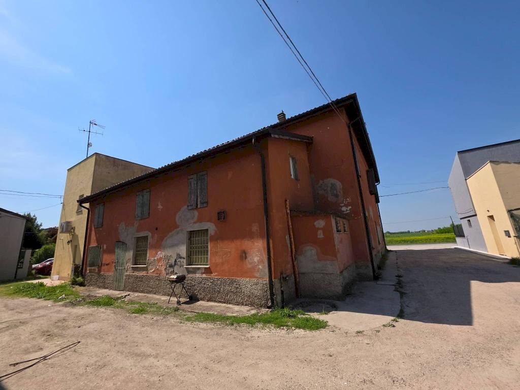 Facciata - Independent house via Scorsuro, 155, Poggio Renatico - photo 3