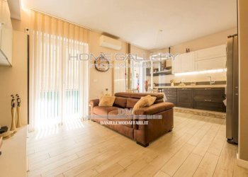 Salone - Trilocale via Borgoratti, 22, Genova (zona Borgoratti) - foto 4