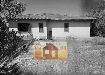Facciata - Villa via Barberinese, Campi Bisenzio - photo 4