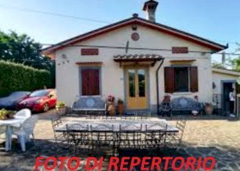 Zona - Villa via Barberinese, Campi Bisenzio - photo 13