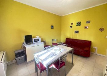Salone - Bilocale viale dei Pini, Ravenna (zona Porto Corsini) - foto 9