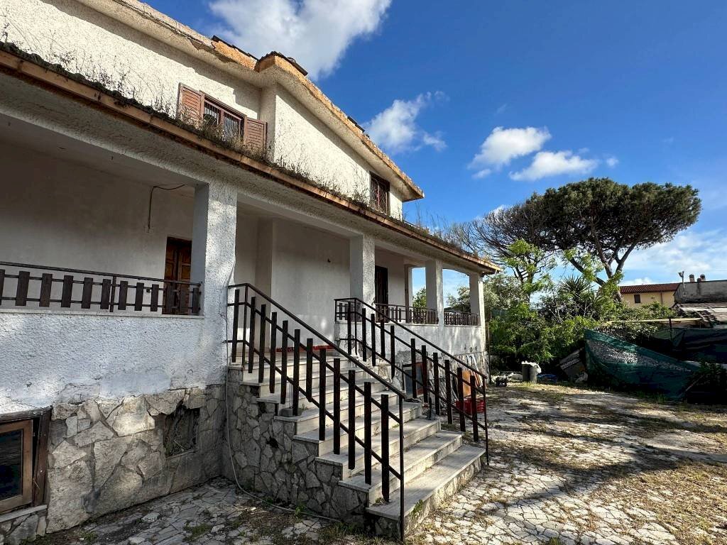 Facciata - Villa via Venere, 36, Anzio - photo 1