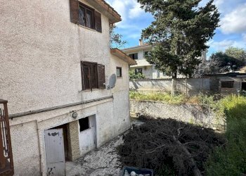 Facciata - Villa via Venere, 36, Anzio - photo 11