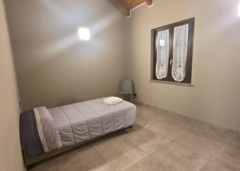 Camera da letto - Villa Frazione Montegrosso Cinaglio, Asti - foto 4