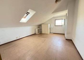 Camera da letto - Attic via Lesegno, 79, Torino (neighborhood Santa Rita) - photo 10