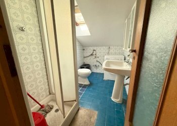 Bagno - Attic via Lesegno, 79, Torino (neighborhood Santa Rita) - photo 17