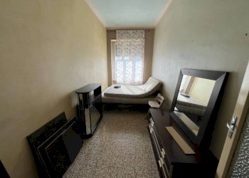 Camera da letto - Trilocale via Ciamarella, 23, Torino (zona Borgo Vittoria) - foto 5