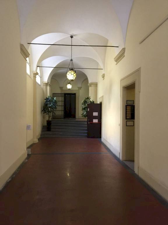 Interno palazzo - Office Bologna (neighborhood Centro Storico) - photo 1