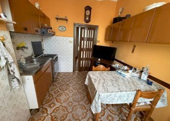 Cucina - Trilocale piazza Fabio Filzi, 13, Torino (zona Nizza Millefonti) - foto 8