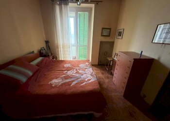 Camera da letto - Trilocale piazza Fabio Filzi, 13, Torino (zona Nizza Millefonti) - foto 15