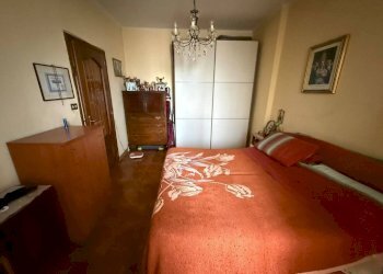 Camera da letto - Trilocale piazza Fabio Filzi, 13, Torino (zona Nizza Millefonti) - foto 22