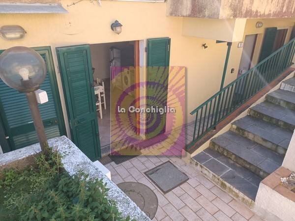 Cortile interno - Appartamento strada Provinciale Bivio Boni Cavo, Rio - foto 2