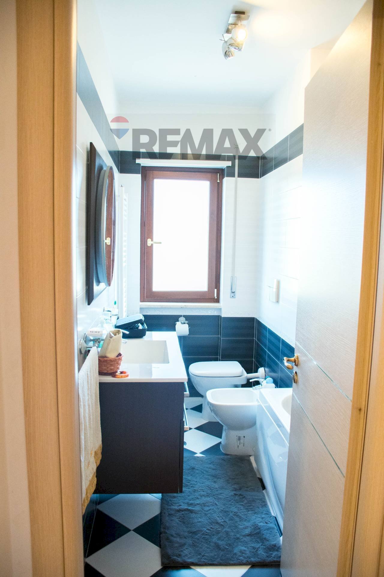 Bagno - Three-room apartment via popilia
 
252, Cosenza - photo 3
