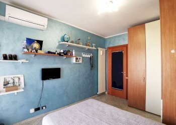 Camera da letto - Quadrilocale via Saorgio, 96, Torino (zona Borgo Vittoria) - foto 31