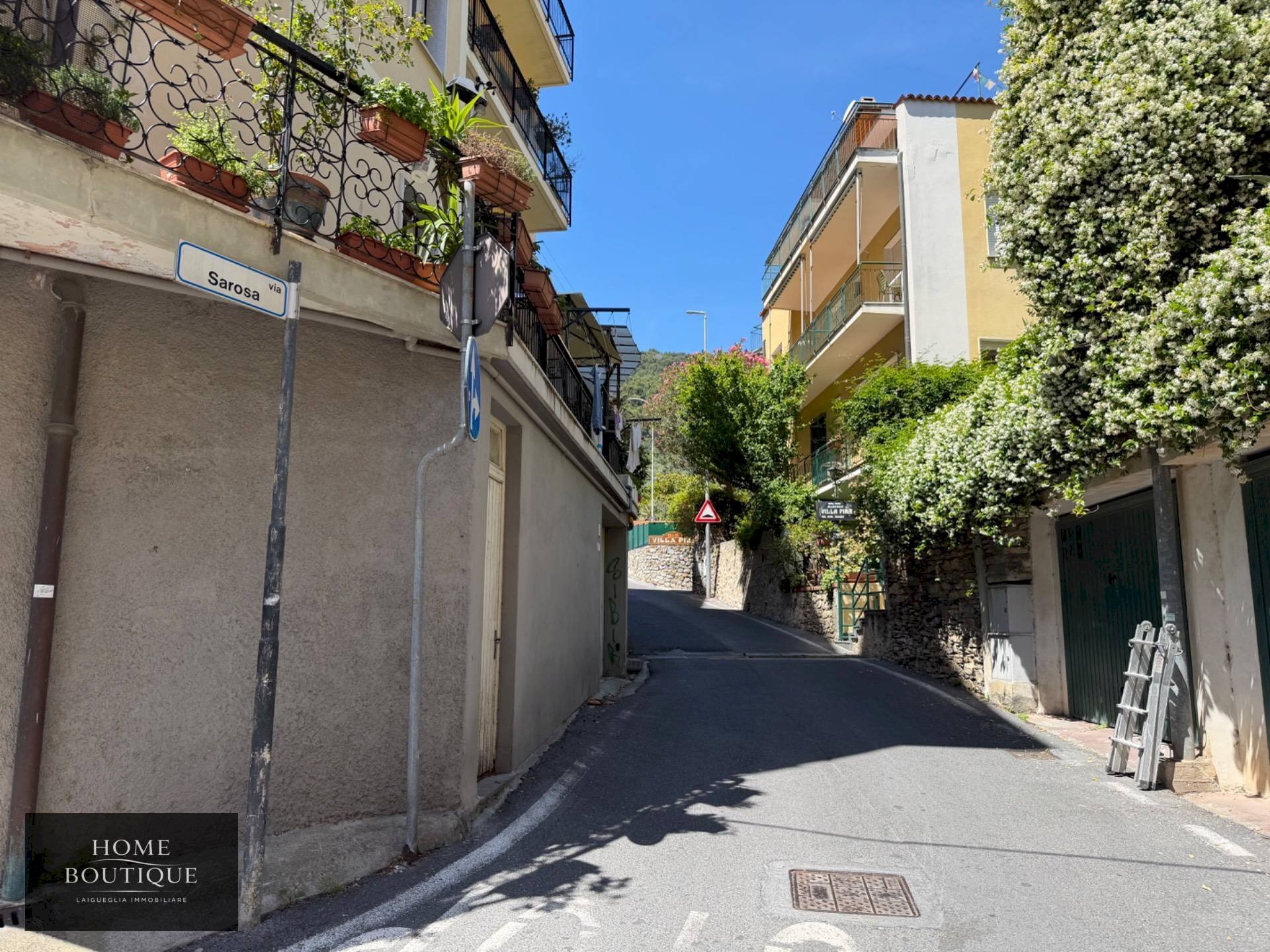 Foto 1 - Box Via Sarosa
 
16, Laigueglia - photo 1