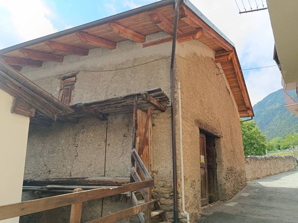 Facciata - Warehouse via Champ, 8, Fenestrelle - photo 1