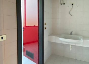 Bagno - Office corso Unione Sovietica, 612/3, Torino (neighborhood Mirafiori Sud) - photo 12