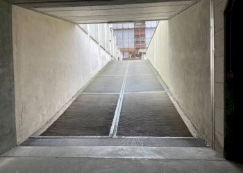 Ingresso - Box via Testona, 1, Torino (zona Nizza Millefonti) - foto 13