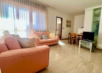 soggiorno - Appartamento via PAVESE, 23, Venaria Reale - foto 1