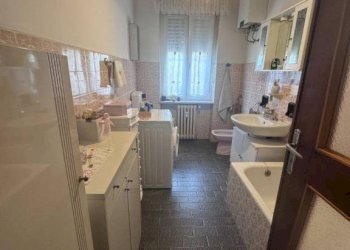 Bagno - Quadrilocale via Livia Gallina, 1, Carmagnola - foto 14