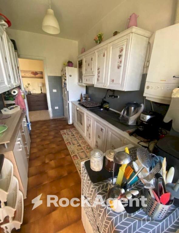 Cucina - Appartamento via Malta, Borgo Val di Taro - foto 2