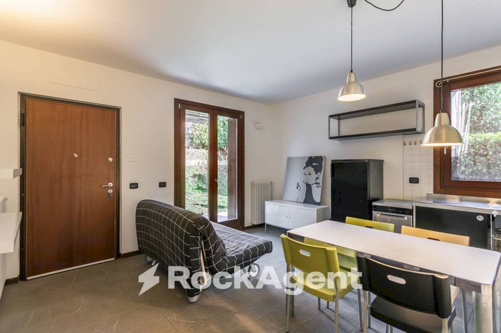 Salone - Two-room apartment via Papa Giovanni XXIII, 41, Mozzo - photo 2