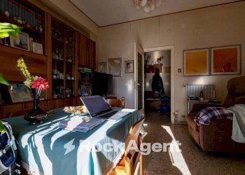 Studio - Four-room apartment via Madonna dei Cieli 40/a, Catanzaro - photo 13