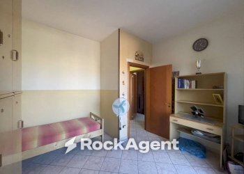 Camera da letto - Quadrilocale via Publio Virgilio Marone 10, Poggiomarino - foto 28