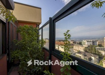 Vista - Four-room apartment viale Tommaso Campanella, 90, Catanzaro - photo 34