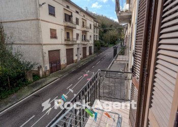 Balcone - Four-room apartment via Piave 30/C, Gradoli - photo 24