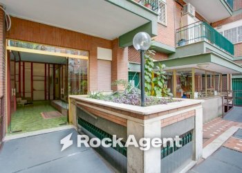 Cortile interno - Three-room apartment largo Antonio Beltramelli, 36, Roma - photo 35