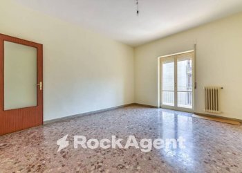 Camera da letto - Three-room apartment via Prolungamento Matteotti, Sarno - photo 3