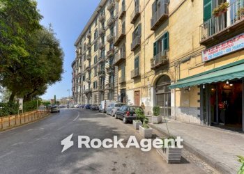 Zona - Four-room apartment corso Vittorio Emanuele, Napoli (neighborhood Chiaia) - photo 16