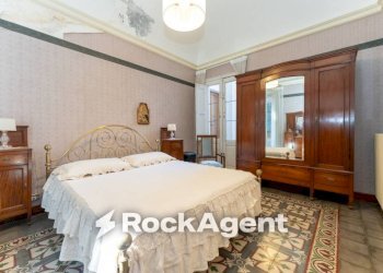 Camera da letto - Four-room apartment corso Vittorio Emanuele, 151, Trecastagni - photo 14