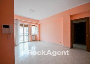 Cucina - Trilocale via Giovanni Paolo Parisio, 10, Catanzaro - foto 2