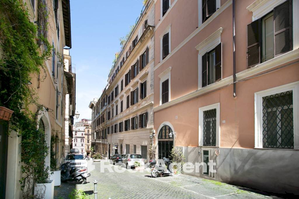 Zona - Warehouse via dei Quattro Cantoni, 9a, Roma (neighborhood Centro Storico) - photo 1