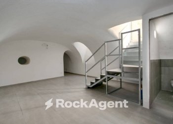 Interno non residenziale - Warehouse via dei Quattro Cantoni, 9a, Roma (neighborhood Centro Storico) - photo 2