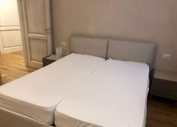 camera 2 - Quadrilocale via Galliera, Bologna (zona Centro Storico) - foto 15