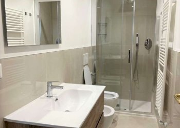 bagno 2 - Quadrilocale via Galliera, Bologna (zona Centro Storico) - foto 26