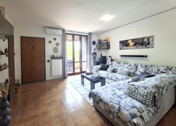 Three-room apartment Via Fiume, Vittuone - photo 3