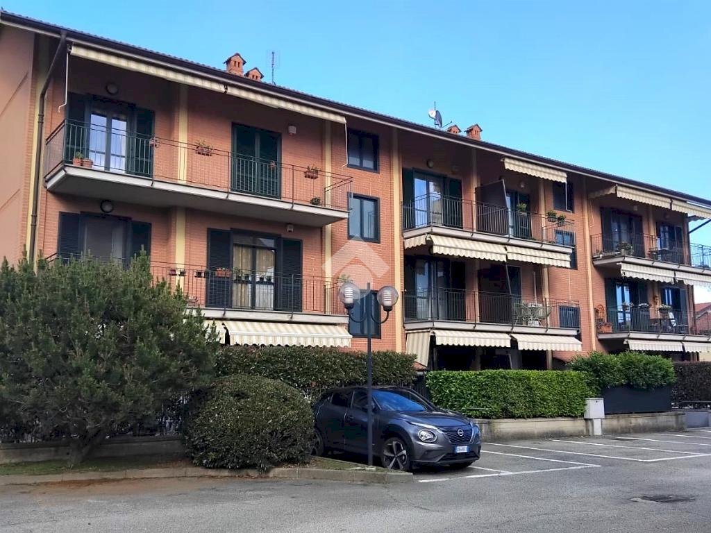 Four-room apartment Via Cavour, Piossasco - photo 1
