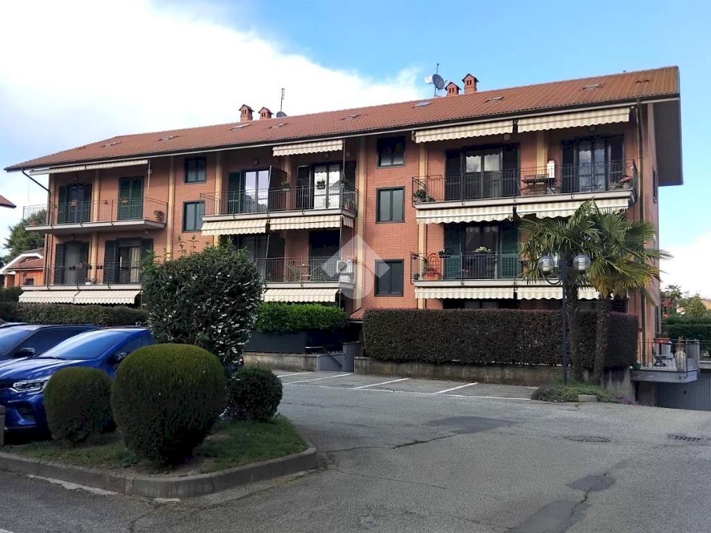 Four-room apartment Via Cavour, Piossasco - photo 2